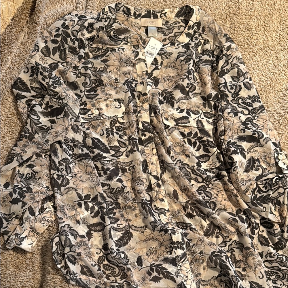 LOFT Floral Button-Up Blouse